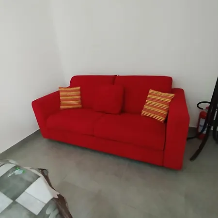 Il Sorriso Apartment *